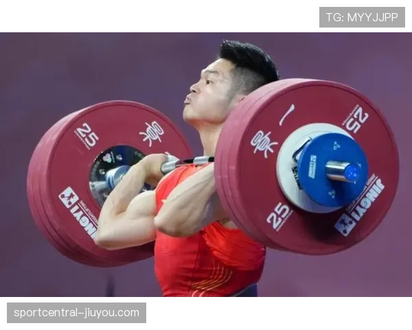 石智勇的生活到底有多拽?光是身价就隔着屏幕能感受到炫富气场吧! 石智勇的生活到底有多拽?光是身价就隔着屏幕能感受到炫富气场吧!